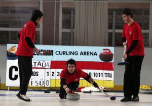 A.Ü. Buz satrancında marka